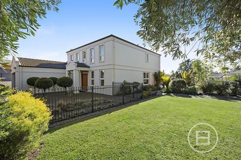 Photo of property in 1 Basra Drive, Henderson, Auckland, 0612