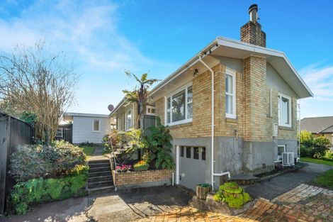 Photo of property in 25 Young Street, Morrinsville, 3300