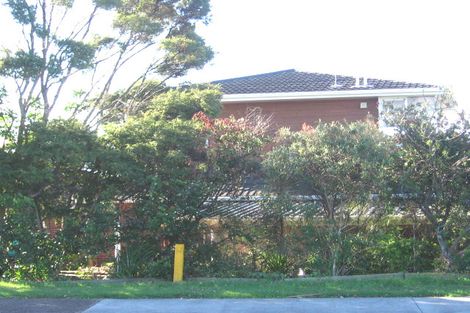 Photo of property in 23 Knights Road, Rothesay Bay, Auckland, 0630