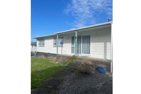 Photo of property in 120 Lethbridge Street, Feilding, 4702