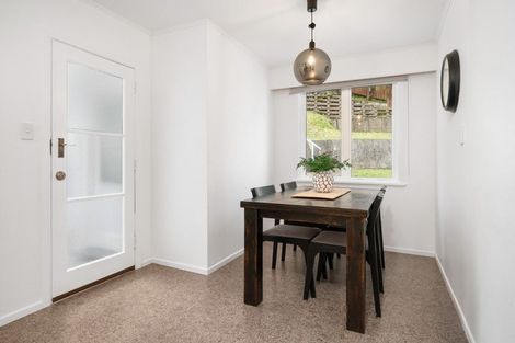 Photo of property in 37 Black Rock Road, Newlands, Wellington, 6037