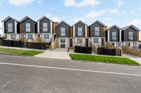 Photo of property in 8/2 Windermere Crescent, Blockhouse Bay, Auckland, 0600