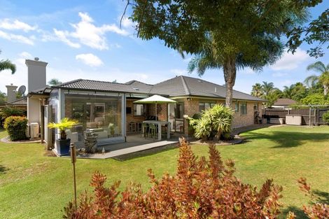 Photo of property in 30 Saint Heliers Place, Papamoa Beach, Papamoa, 3118