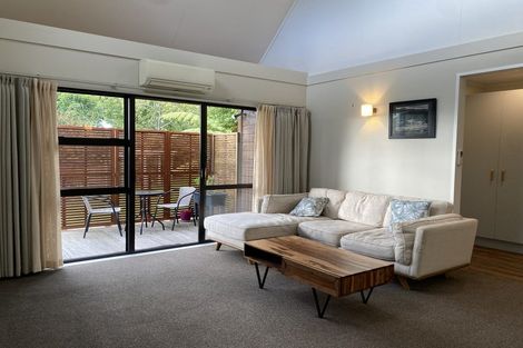 Photo of property in 5 Hira Street, Waikanae, 5036