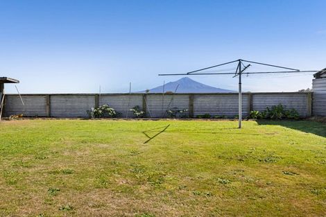 Photo of property in 15 High Street, Eltham, 4322