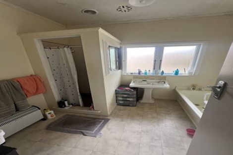 Photo of property in 12 Macfarlane Street, Hamilton East, Hamilton, 3216