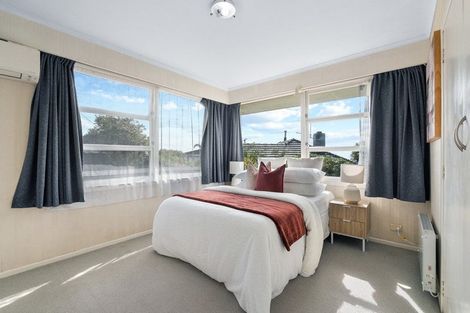 Photo of property in 1 Elizabeth Place, Mairangi Bay, Auckland, 0630