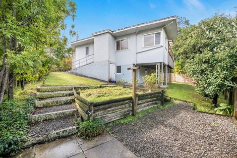 Photo of property in 24 Atkinson Road, Titirangi, Auckland, 0604