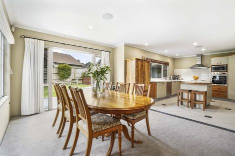 Photo of property in 18 Roderick Place, Rototuna, Hamilton, 3210