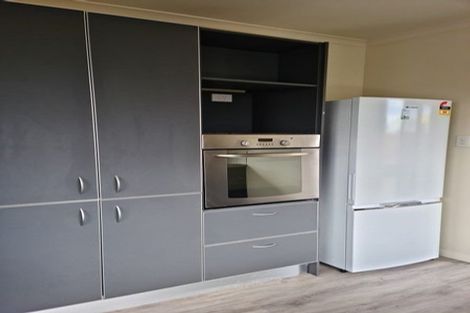 Photo of property in 40 Belvedere Road, Carterton, 5713