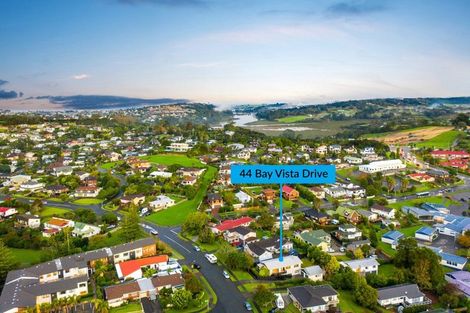 Photo of property in 44 Bay Vista Drive, Red Beach, 0932