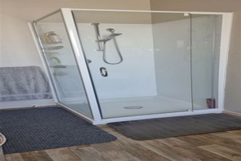 Photo of property in 2 Winiata Place, Otaki, 5512