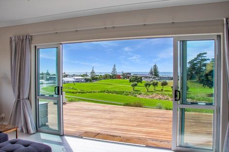 Photo of property in 13 Otaraia Road, Riversdale Beach, Masterton, 5872