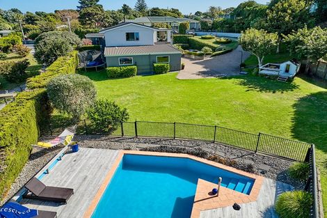 Photo of property in 16 Grange Park Avenue, Raumati South, Paraparaumu, 5032
