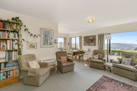 Photo of property in 6 Ashton Fitchett Drive, Brooklyn, Wellington, 6021