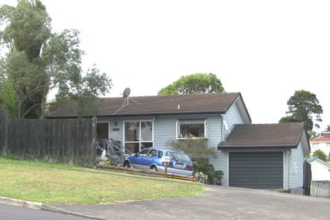 Photo of property in 2/41 Elizabeth Drive, West Harbour, Auckland, 0618