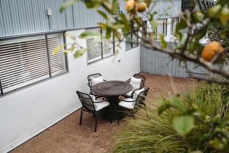 Photo of property in 4/27 Rangatira Road, Birkdale, Auckland, 0626