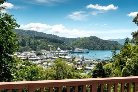 Photo of property in 47 Otago Street, Picton, 7220