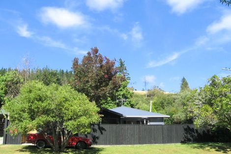 Photo of property in 186 Plateau Road, Te Marua, Upper Hutt, 5018