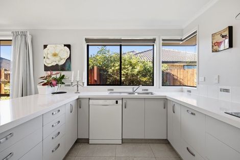 Photo of property in 723 Gloucester Road, Papamoa Beach, Papamoa, 3118