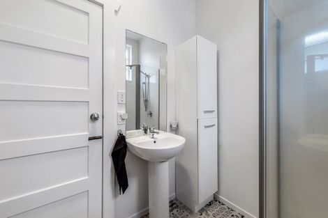 Photo of property in 118 Shackleton Road, Mount Eden, Auckland, 1024