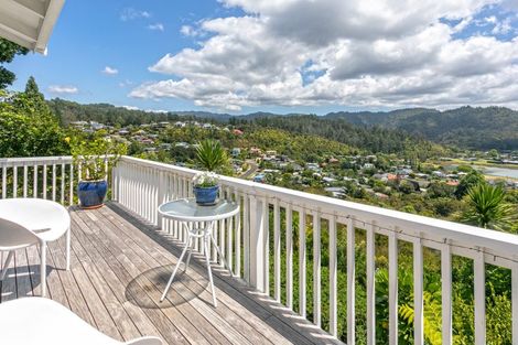 Photo of property in 9 Hillside Lane, Tairua, 3508