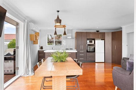 Photo of property in 28 Brabourne Street, Hillsborough, Christchurch, 8022