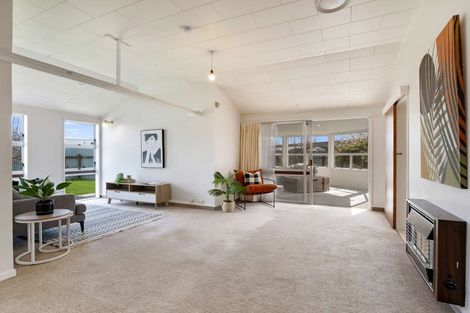 Photo of property in 4 Sandstrom Grove, Feilding, 4702