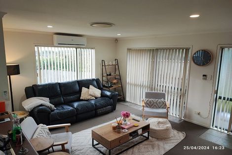 Photo of property in 40 Raphoe Road, Flat Bush, Auckland, 2019