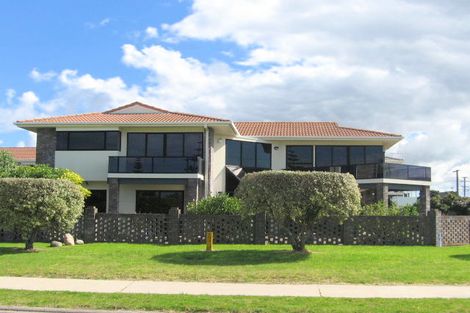 Photo of property in 233 Rangi Avenue, Whangamata, 3620