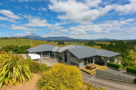 Photo of property in 169 King Road, Inglewood, 4386