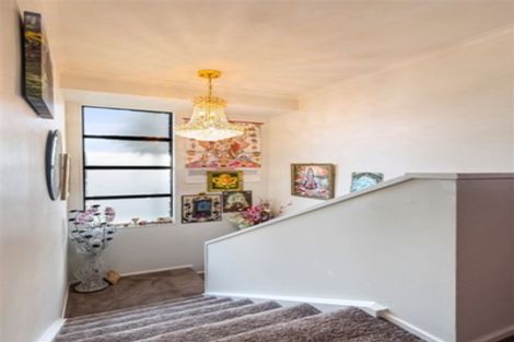 Photo of property in 2/127 Coronation Road, Papatoetoe, Auckland, 2025