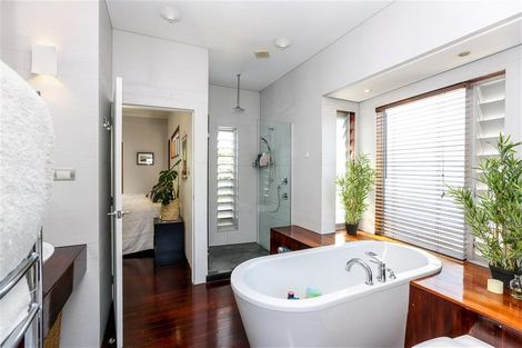 Photo of property in 8 Gaine Street, New Plymouth, 4310