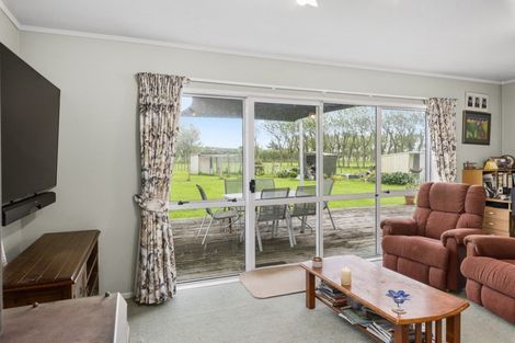 Photo of property in 71 Whelans Road, Levin, 5571