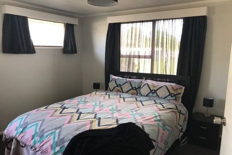 Photo of property in 300 Tukapa Street, Hurdon, New Plymouth, 4310