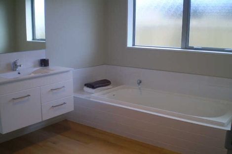 Photo of property in 70 Aidanfield Drive, Aidanfield, Christchurch, 8025