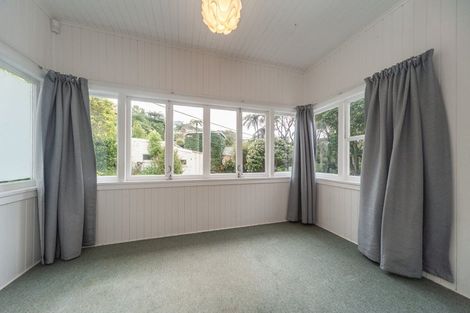 Photo of property in 5 Jalna Avenue, Khandallah, Wellington, 6035