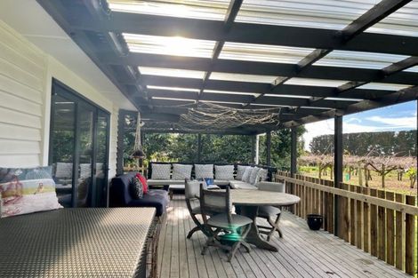 Photo of property in 330 No 2 Road, Te Puke, 3182