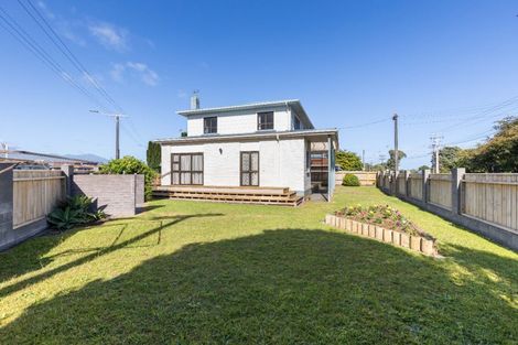 Photo of property in 65 Wallace Place, Westown, New Plymouth, 4310