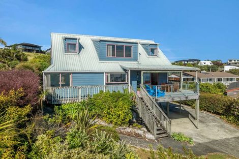 Photo of property in 5 Dudley Crescent, Cable Bay, 0420