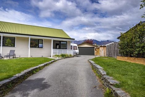 Photo of property in 8 Boundary Street, Arrowtown, 9302