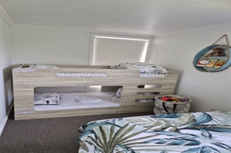 Photo of property in 1/142 Stanmore Bay Road, Stanmore Bay, Whangaparaoa, 0932