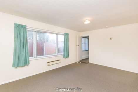 Photo of property in 56 Stewart Drive, Newlands, Wellington, 6037