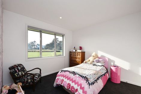 Photo of property in 361 Oreti Road, Otatara, Invercargill, 9879