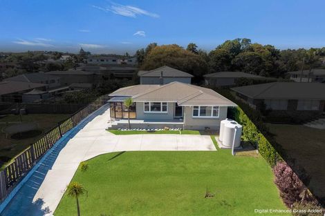 Photo of property in 35 Tampin Road, Hillpark, Auckland, 2102