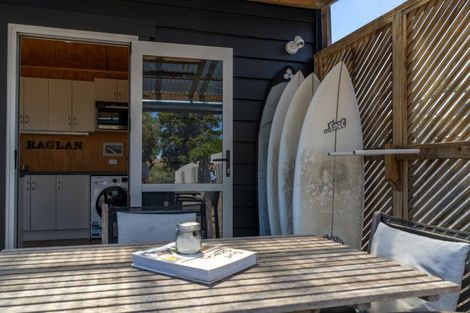 Photo of property in 33a Uenuku Avenue, Raglan, 3225