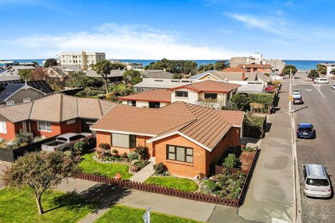 Photo of property in 18 Albert Street, Saint Clair, Dunedin, 9012