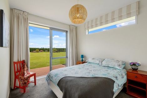 Photo of property in 30 Whitcombe Place, Darfield, 7571