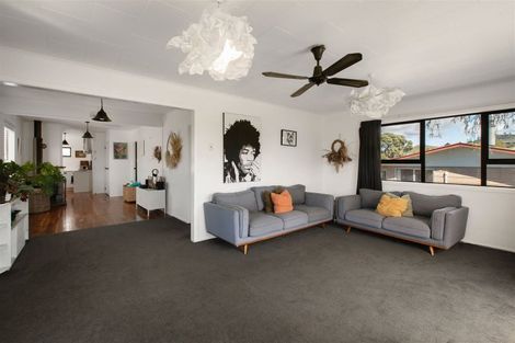 Photo of property in 72 The Crescent, Waihi Beach, 3611