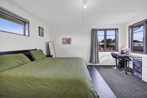 Photo of property in 60 Kapuni Street, Manaia, 4612